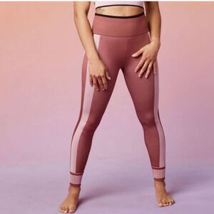 NWT Fabletics High Waist Seamless Star Leggings